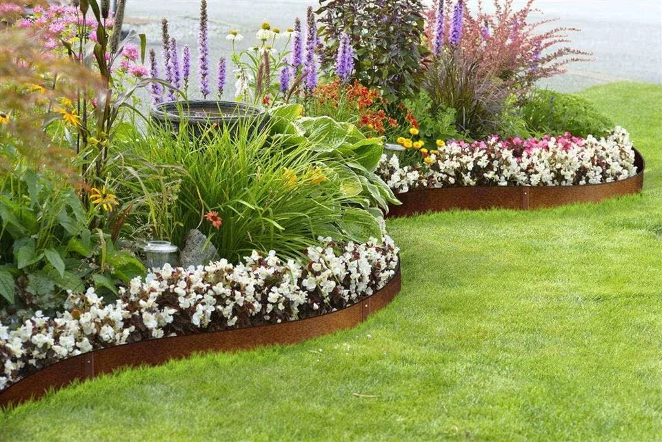 Garden Fence Flower Bed