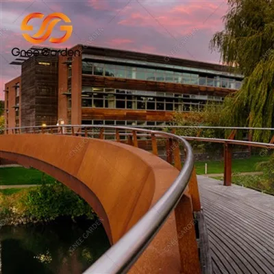 코르 텐 보행자 다리